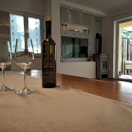 Apartment Emili